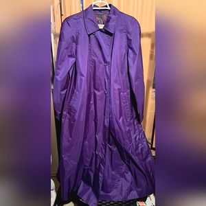 Vintage 80’s London Towne double-breasted, purple trench raincoat size 10